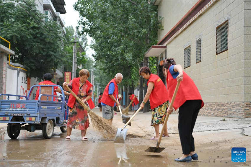 Regi?es atingidas por inunda??es no norte da China acelem reloca??o pós-desastre