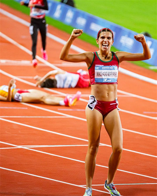 Universíade de Chengdu: atleta portuguesa conquista medalha de ouro nos 5.000 metros