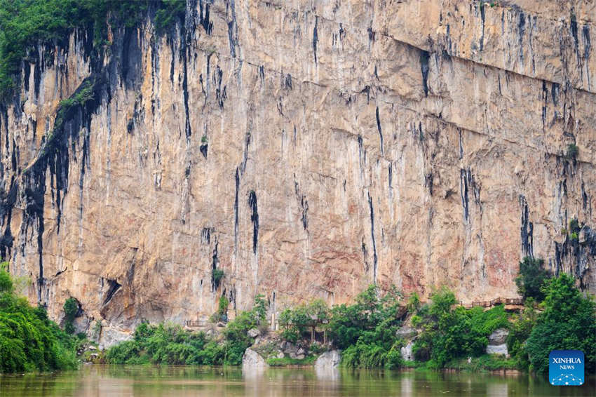 Galeria: Arte rupestre de Huashan em Guangxi