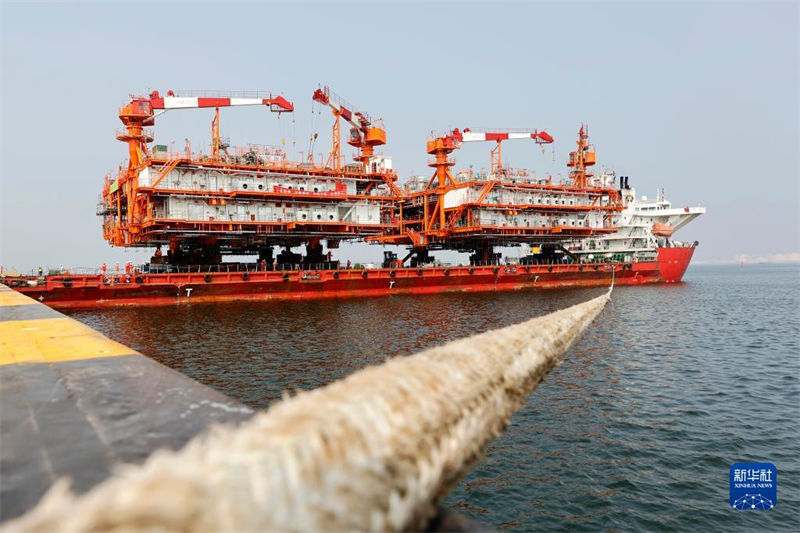 Concluída constru??o da plataforma de extra??o offshore do primeiro mega campo de gás do mar de Bohai