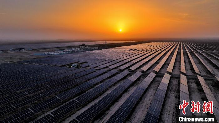 Primeiro projeto de demonstra??o da aplica??o abrangente de energia verde concluído no noroeste da China