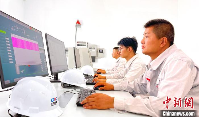 Primeiro projeto de demonstra??o da aplica??o abrangente de energia verde concluído no noroeste da China