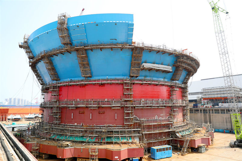 Qingdao: concluída constru??o do corpo principal de primeiro novo navio de produ??o, armazenamento e descarga