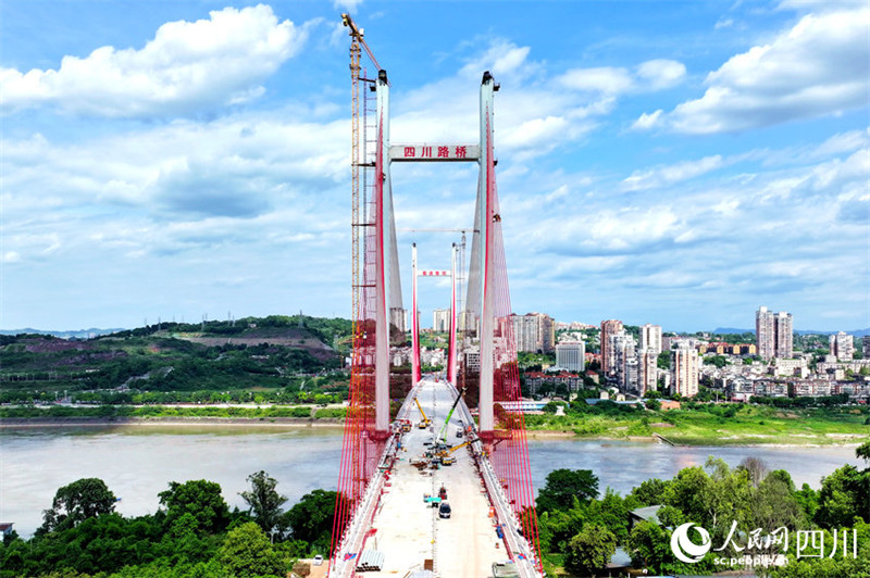 Sichuan: grande ponte Naxi sobre o rio Yangtze em constru??o