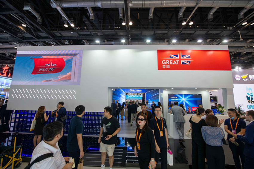 CIFTIS: Visitando os pavilh?es dos países participantes à descoberta de diferentes culturas