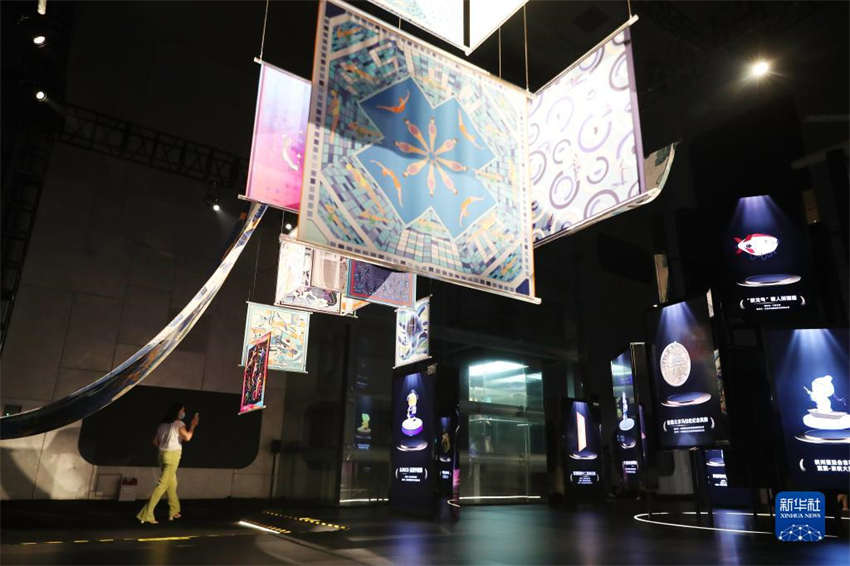 Conferência de Inclus?o no Bund de 2023 é aberta em Shanghai