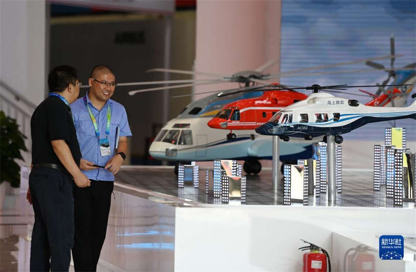 6a Exposi??o de Helicópteros da China é inaugurada