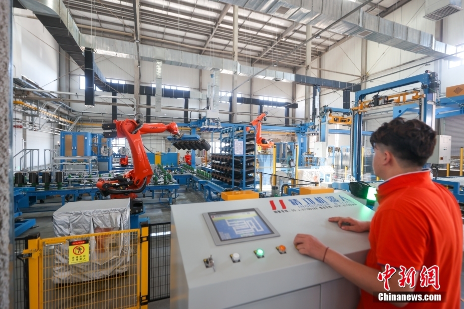 Xinjiang construirá maior base de fabrica??o de fibra de carbono de alto desempenho do mundo