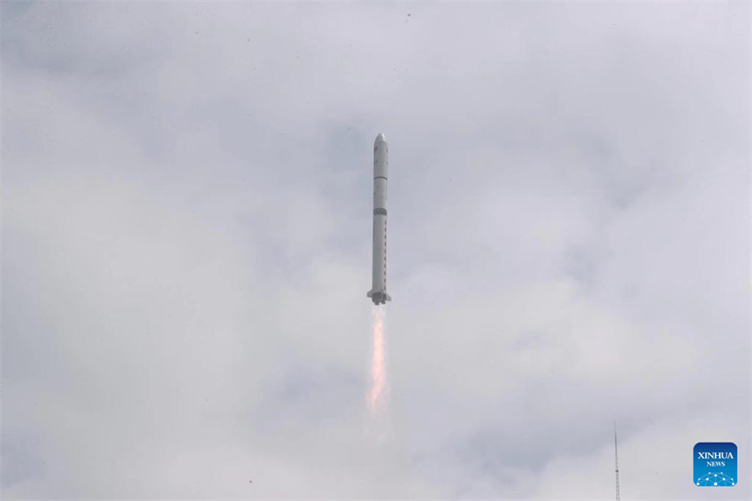 China lan?a novo satélite de sensoriamento remoto com sucesso