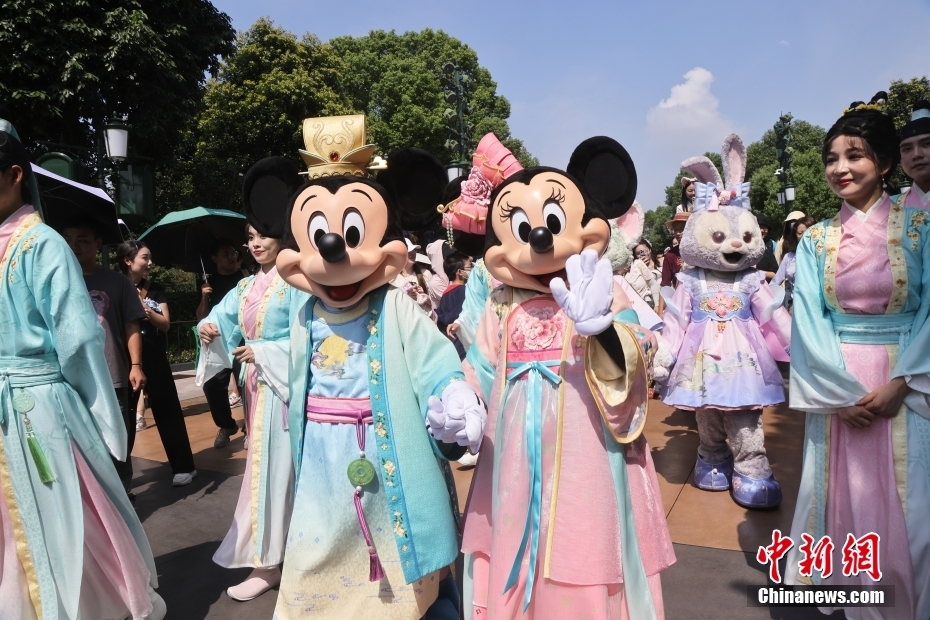 Shanghai Disney Resort lan?a atividades para celebra??es do Festival do Meio Outono
