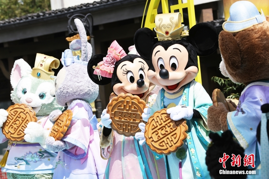 Shanghai Disney Resort lan?a atividades para celebra??es do Festival do Meio Outono