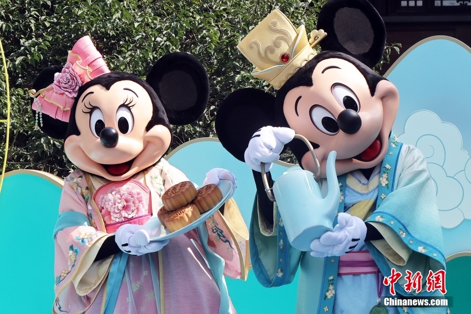Shanghai Disney Resort lan?a atividades para celebra??es do Festival do Meio Outono