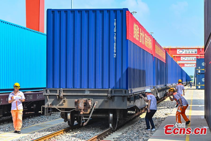 Maiores contentores de 50 pés da China entram em servi?o