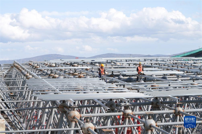 Esta??o de Yichun West: concluída estrutura principal da esta??o ferroviária de alta velocidade mais a norte da China