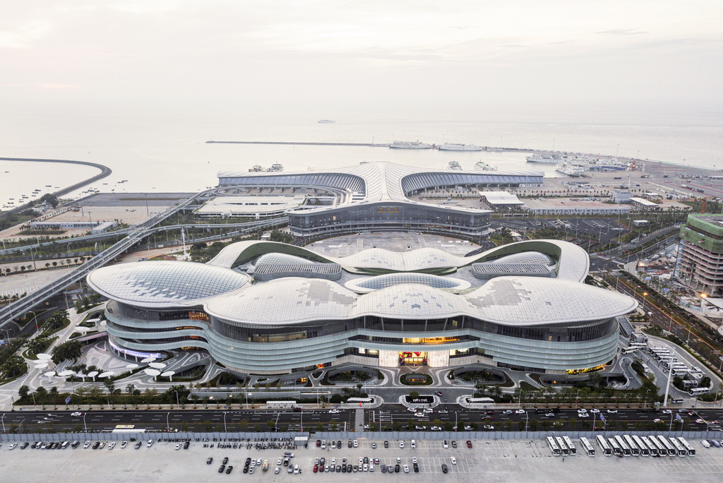 Dia Nacional: vendas 'duty free' nas ilhas periféricas de Hainan ultrapassaram os 13 bilh?es de RMB