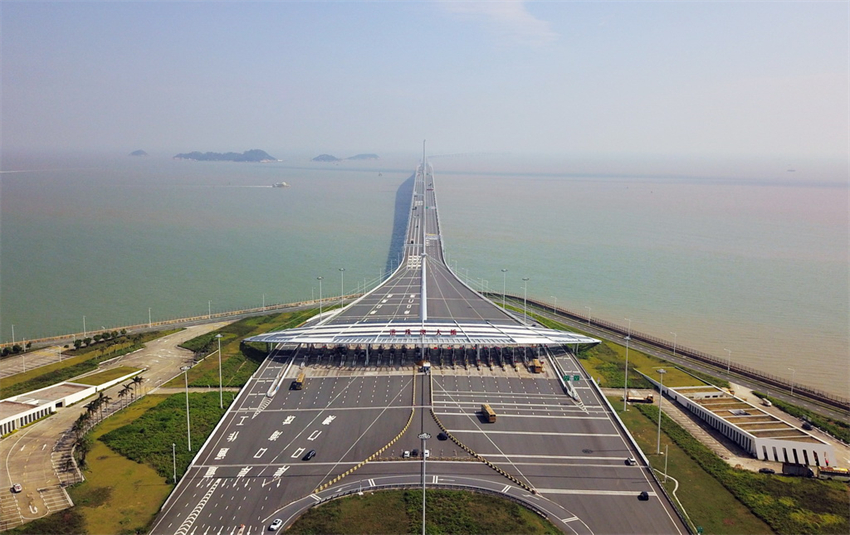 Ponte Hong Kong-Zhuhai-Macau registra desloca??o de 36 milh?es de pessoas ao longo de cinco anos