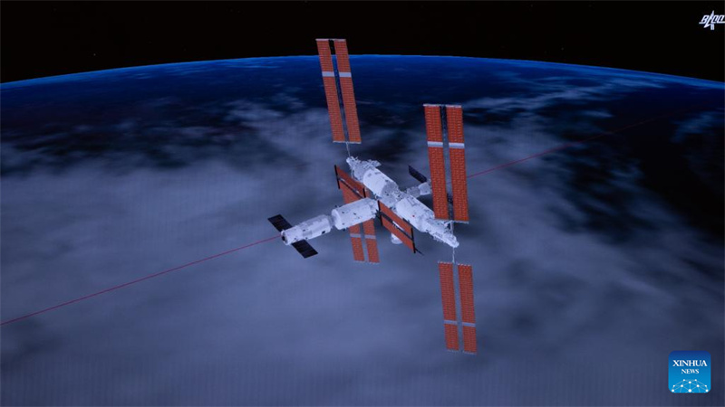 Astronautas da Shenzhou-17 entram na esta??o espacial e completam a transferência em quatro dias