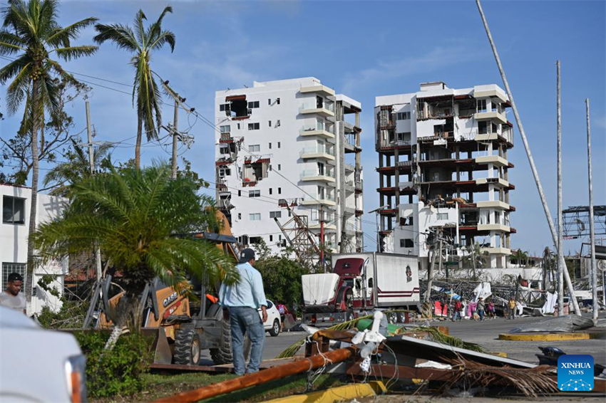 Número de mortos causados pelo furac?o Otis no sul do México atinge 39