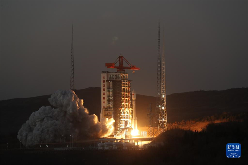 China lan?a satélite Tianhui-5 com sucesso