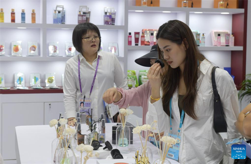 Feira de Cant?o termina com US$ 22,3 bilh?es de acordos de exporta??o fechados presencialmente