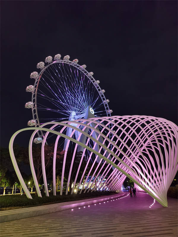 Shenzhen: roda gigante Bay Glory oferece vista panoramica única da cidade