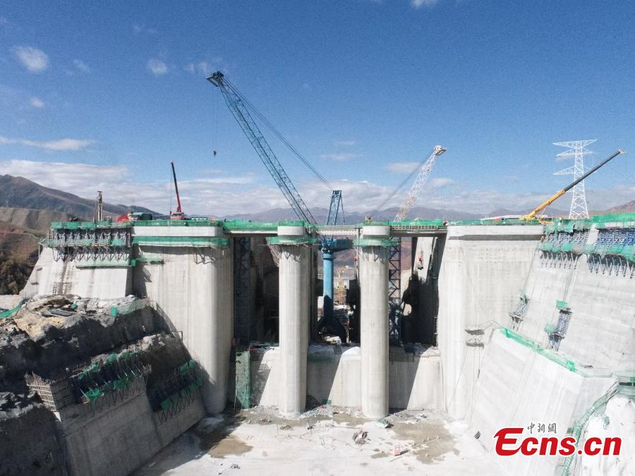 Galeria: esta??o hidrelétrica de Maerdang encerrada para armazenamento de água