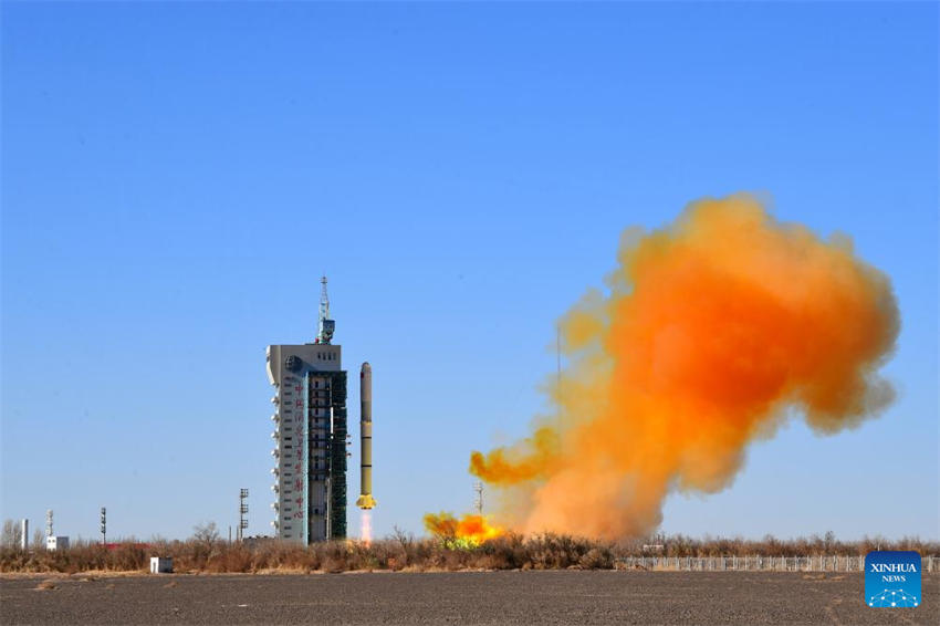 China lan?a satélite marinho de nova gera??o