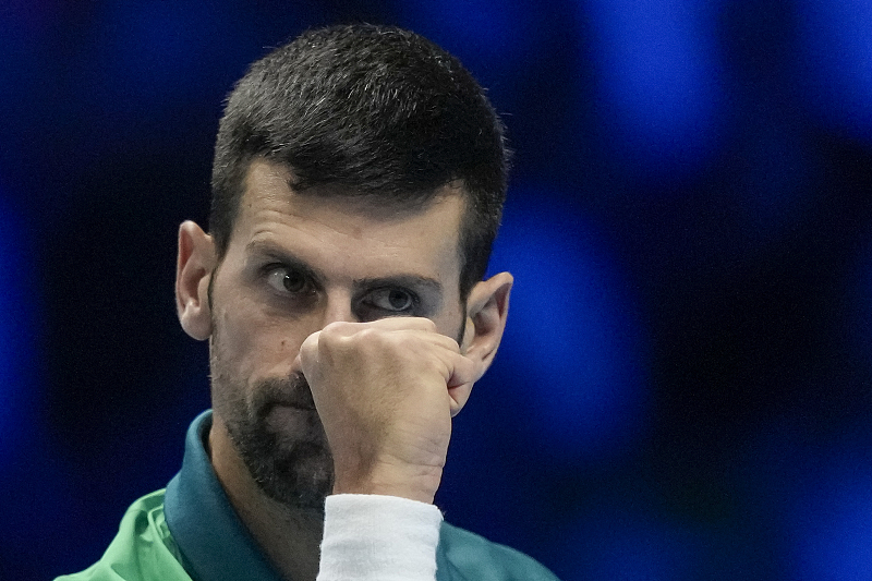 Djokovic conquista o 7o Finals quebrando novo recorde