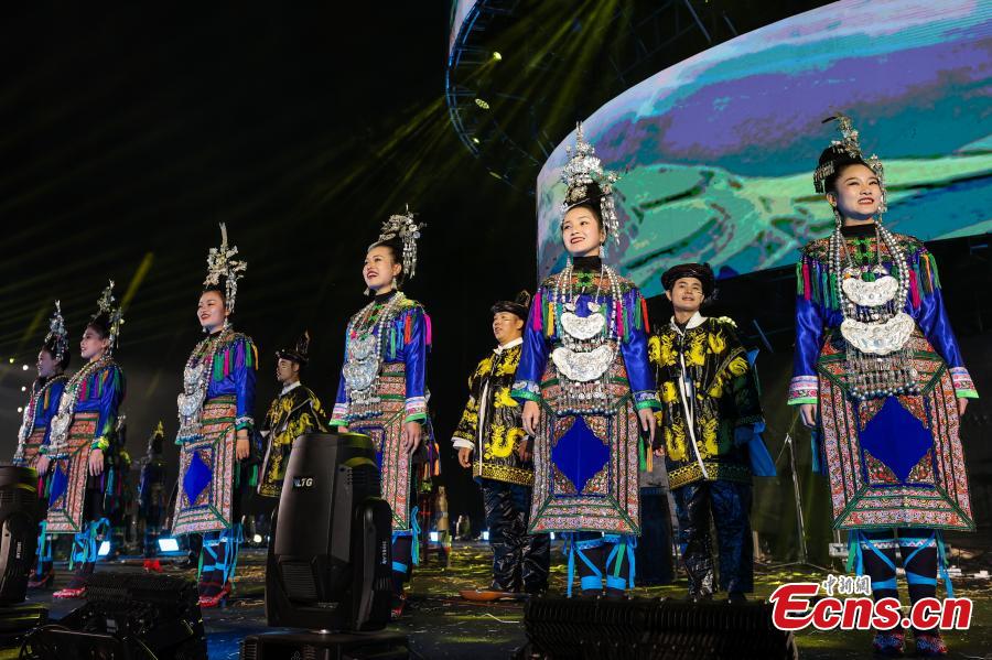 Gala étnica de Guizhou 2023 é realizada em Guiyang
