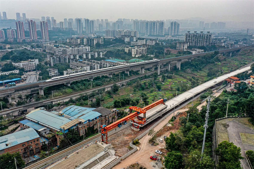 Constru??o da ferrovia de alta velocidade Chongqing-Kunming firma novos progressos