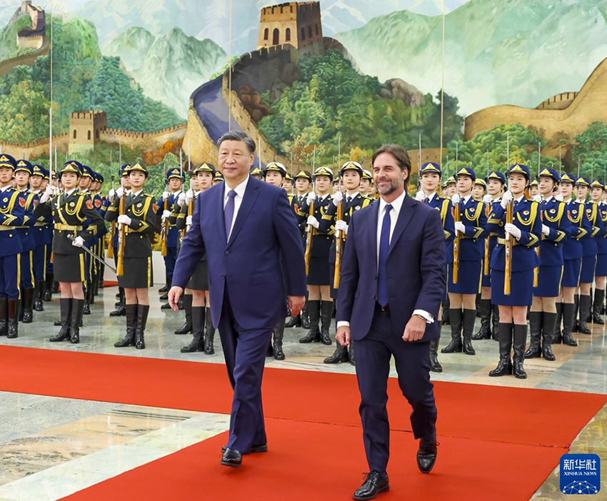 Xi Jinping e presidente uruguaio conversam e elevam la?os a parceria estratégica abrangente