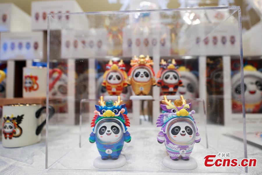 Zodíaco chinês do mascote Bing Dwen Dwen dos Jogos de Beijing 2022 s?o reveladas