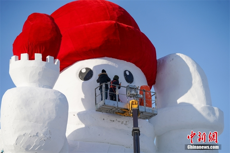 Harbin: “Boneco de Neve Gigante” está em constru??o