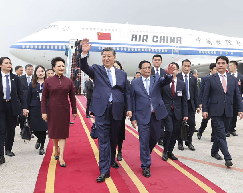 Xi Jinping chega ao Vietn? para visita de Estado