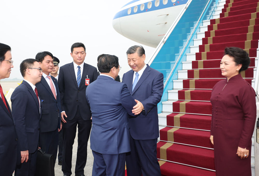 Xi Jinping chega ao Vietn? para visita de Estado