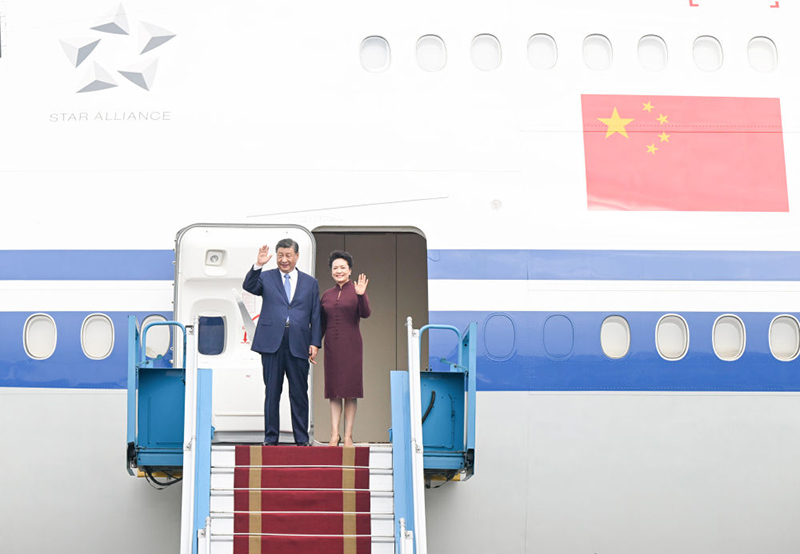 Xi Jinping chega ao Vietn? para visita de Estado
