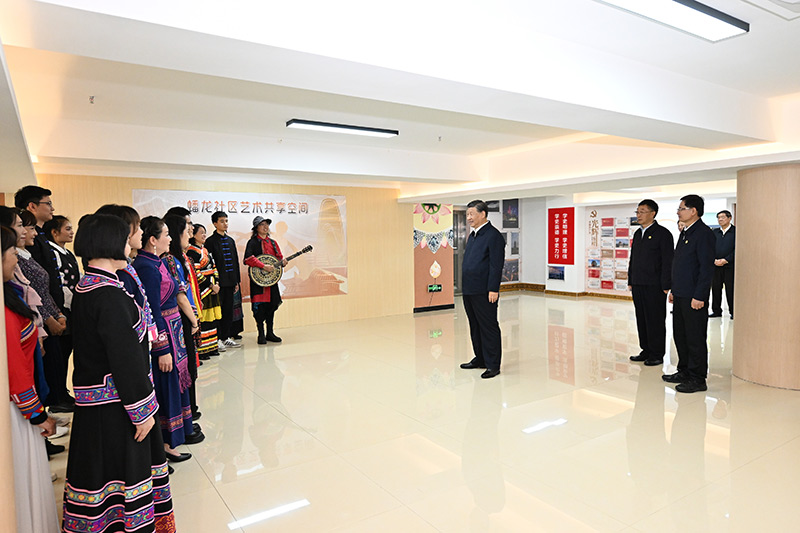 Xi Jinping pede que Guangxi escreva seu capítulo na moderniza??o chinesa