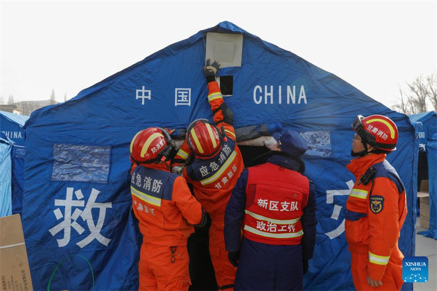 China intensifica a??es de alívio em regi?es atingidas pelo terremoto