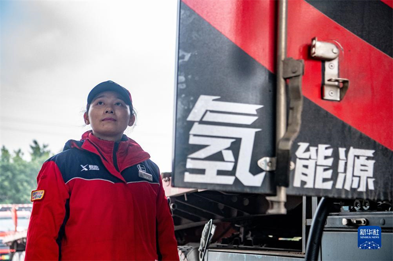 Maior centro de abastecimento de hidrogênio para veículos do sudoeste da China entra em opera??o em Chongqing
