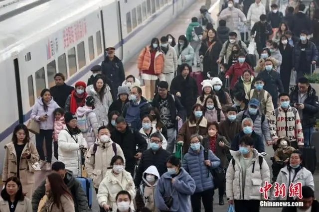 China registra 135 milh?es de viagens domésticas no feriado de Ano Novo