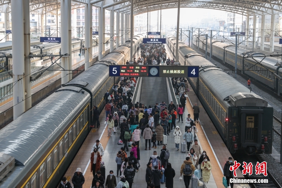 China registra 135 milh?es de viagens domésticas no feriado de Ano Novo