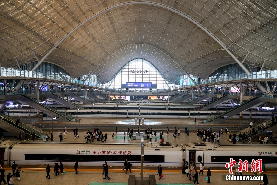 China registra 135 milh?es de viagens domésticas no feriado de Ano Novo