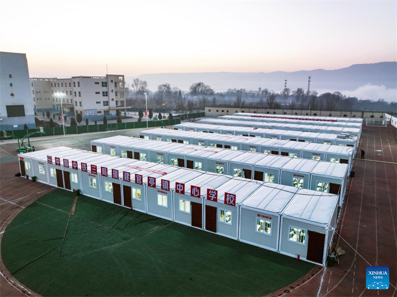 Escolas na província chinesa atingida pelo terremoto retomam aulas presenciais