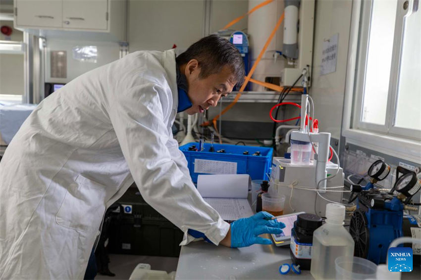 China conduz trabalho científico no quebra-gelo de pesquisa Xuelong 2