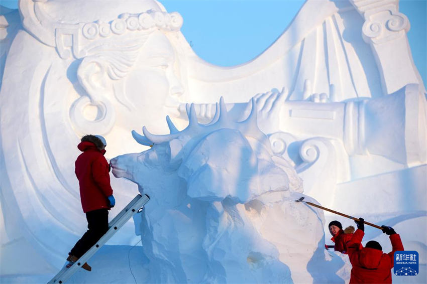 Harbin realiza 26o Concurso Internacional de Esculturas de Neve