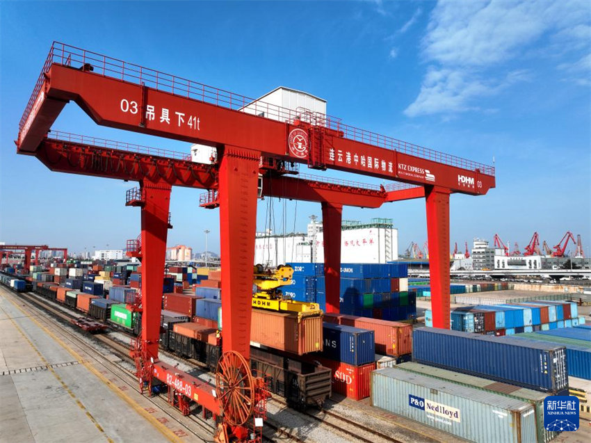Lianyungang assegura despacho contínuo de mercadorias na rota ferroviária China-Europa
