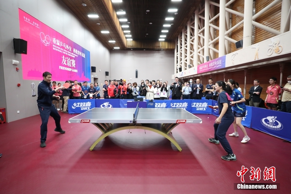 Jovens chineses e americanos refor?am amizade inspirados na 