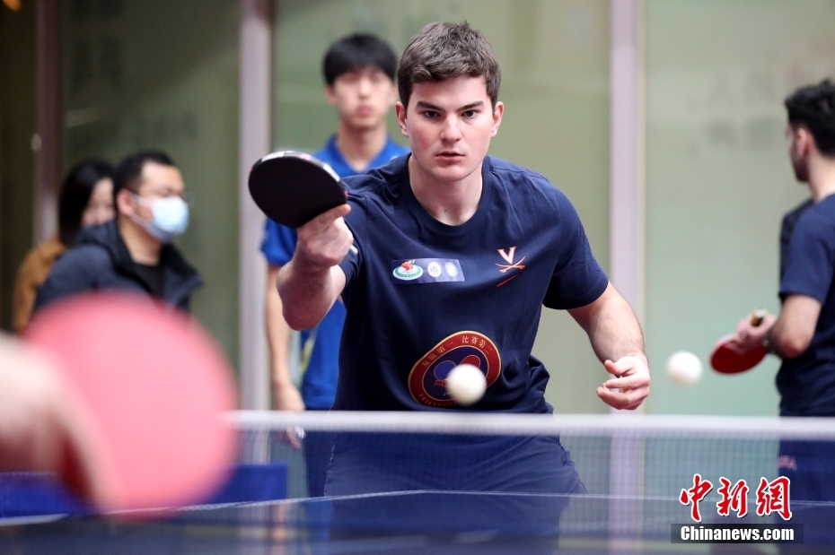 Jovens chineses e americanos refor?am amizade inspirados na 