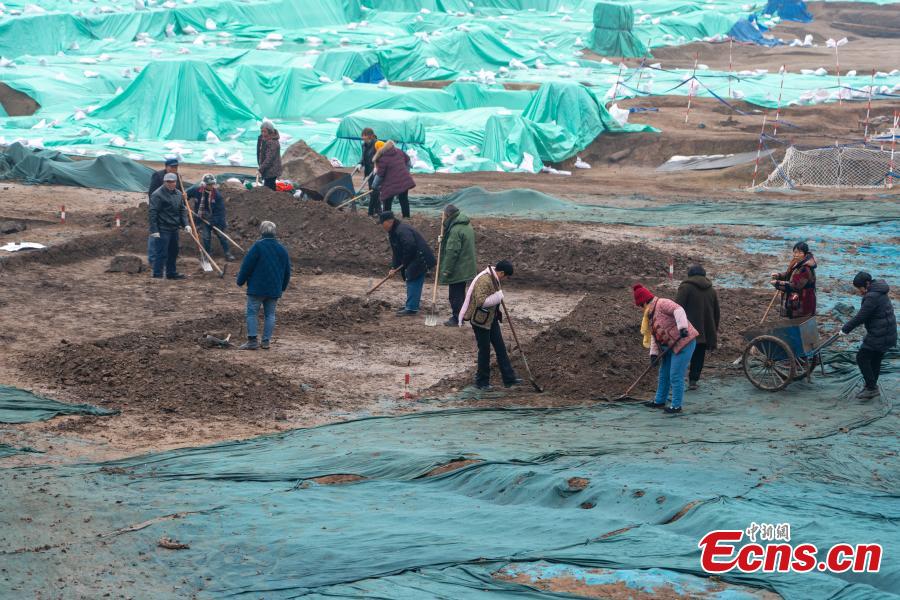 Relíquias s?o desenterradas das ruínas da dinastia Shang no centro da China