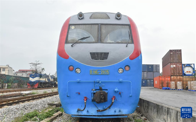Trem de carga China-Vietn? impulsiona comércio entre os dois países